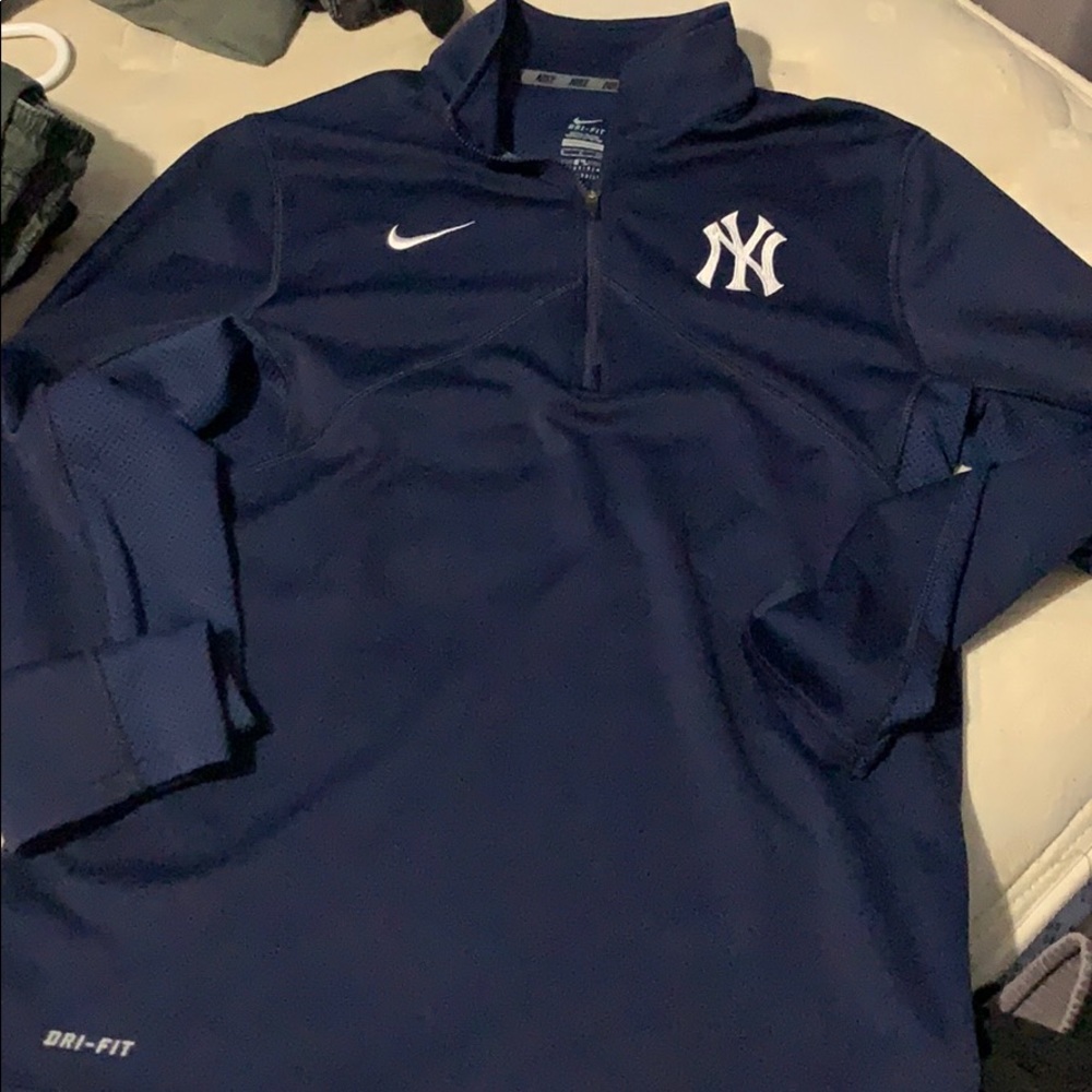 Men’s long sleeve hoodie